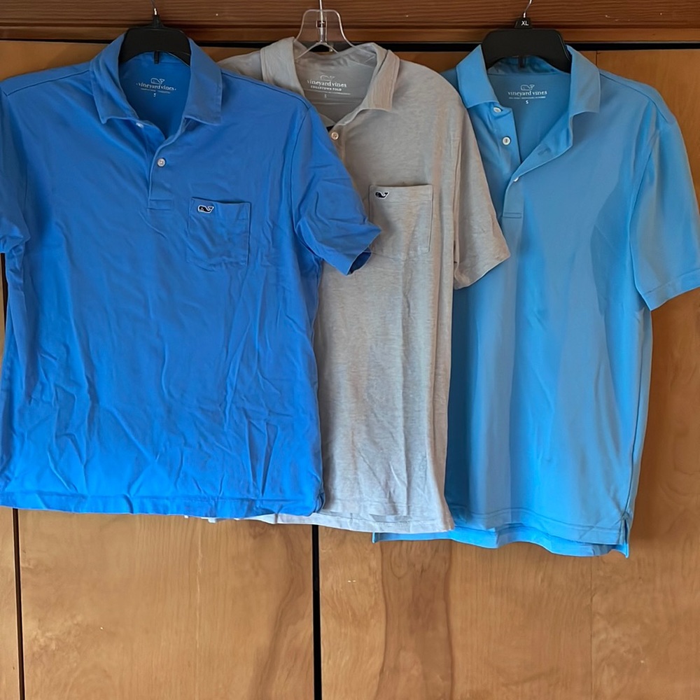 Lot of Vineyard Vine polos, size S